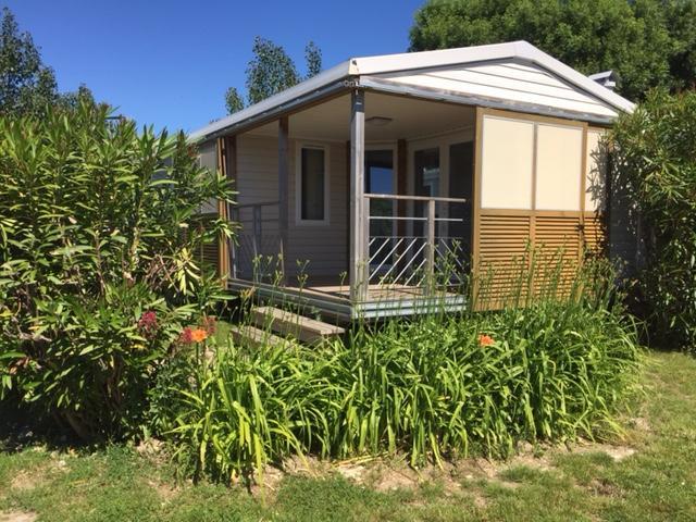 Camping Phare Ouest Saint-Denis-dʼOléron Exterior foto