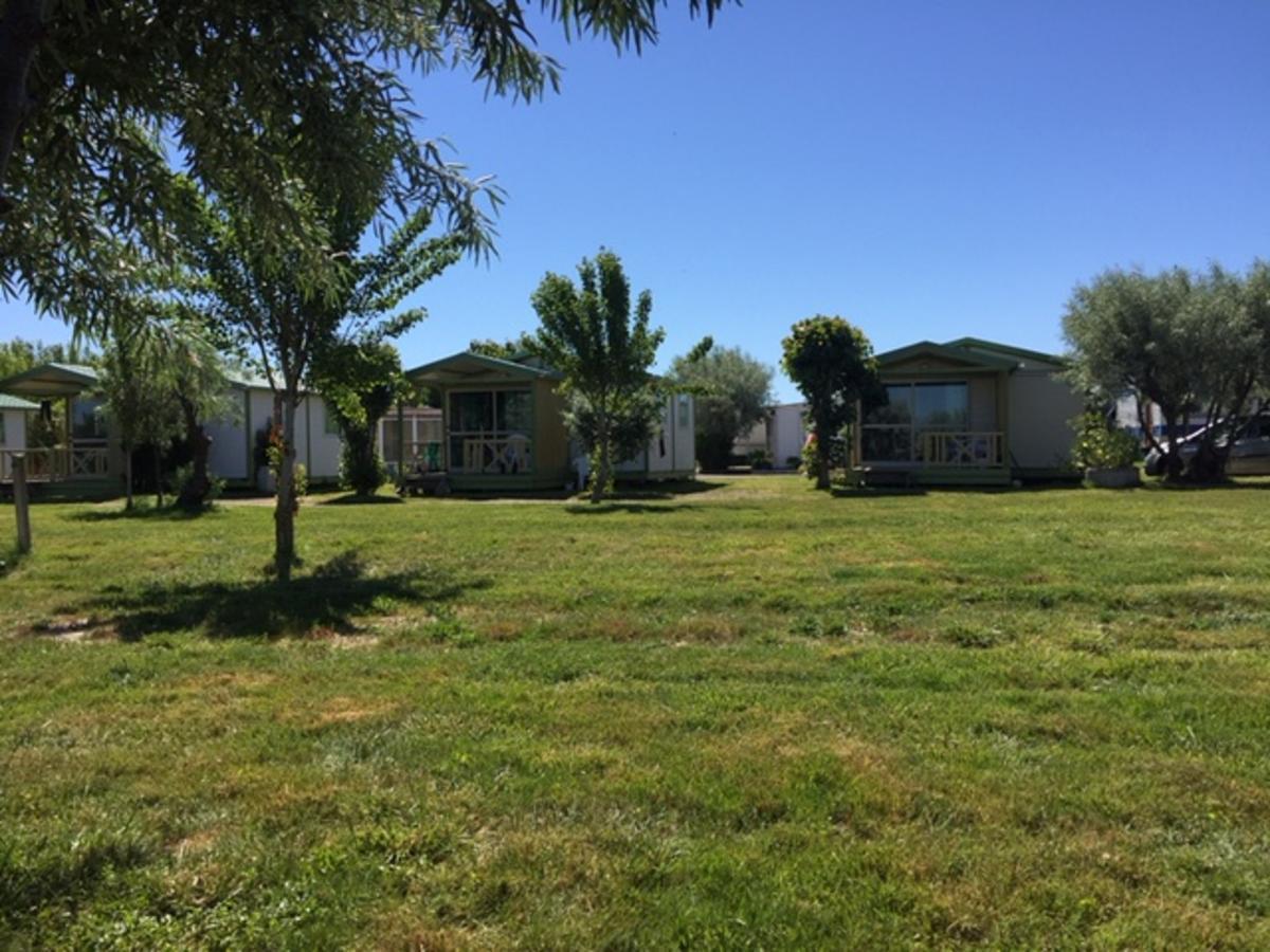 Camping Phare Ouest Saint-Denis-dʼOléron Exterior foto